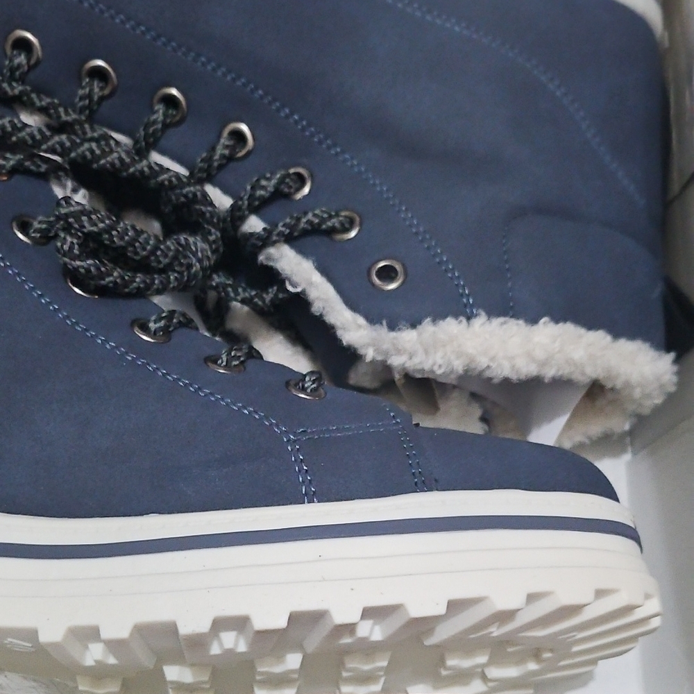 GC SHOES Justine Lace-up Navy Bootie - Blue - 9.5. Like New - Picture 8 of 8